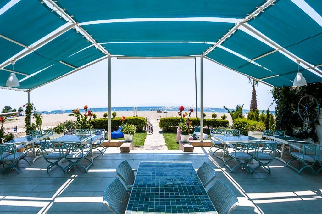 Colophon Beach Otel Gumuldur Ngoại thất bức ảnh