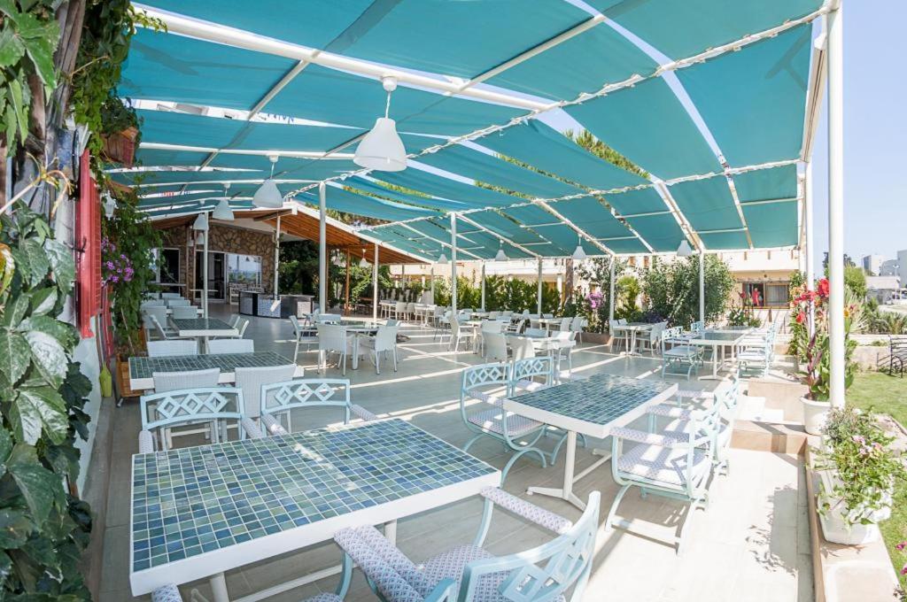 Colophon Beach Otel Gumuldur Ngoại thất bức ảnh
