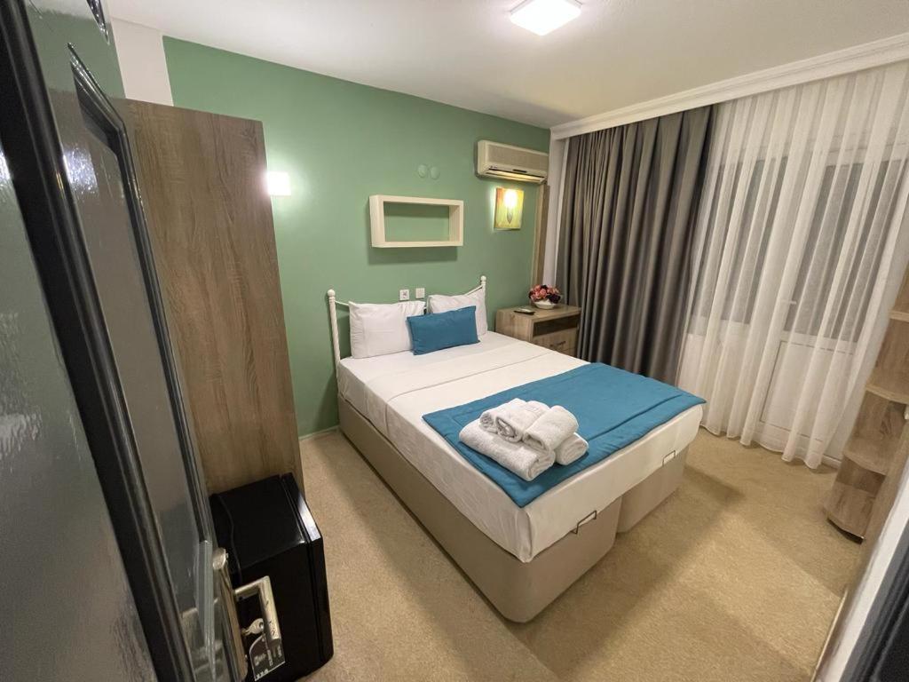 Colophon Beach Otel Gumuldur Ngoại thất bức ảnh